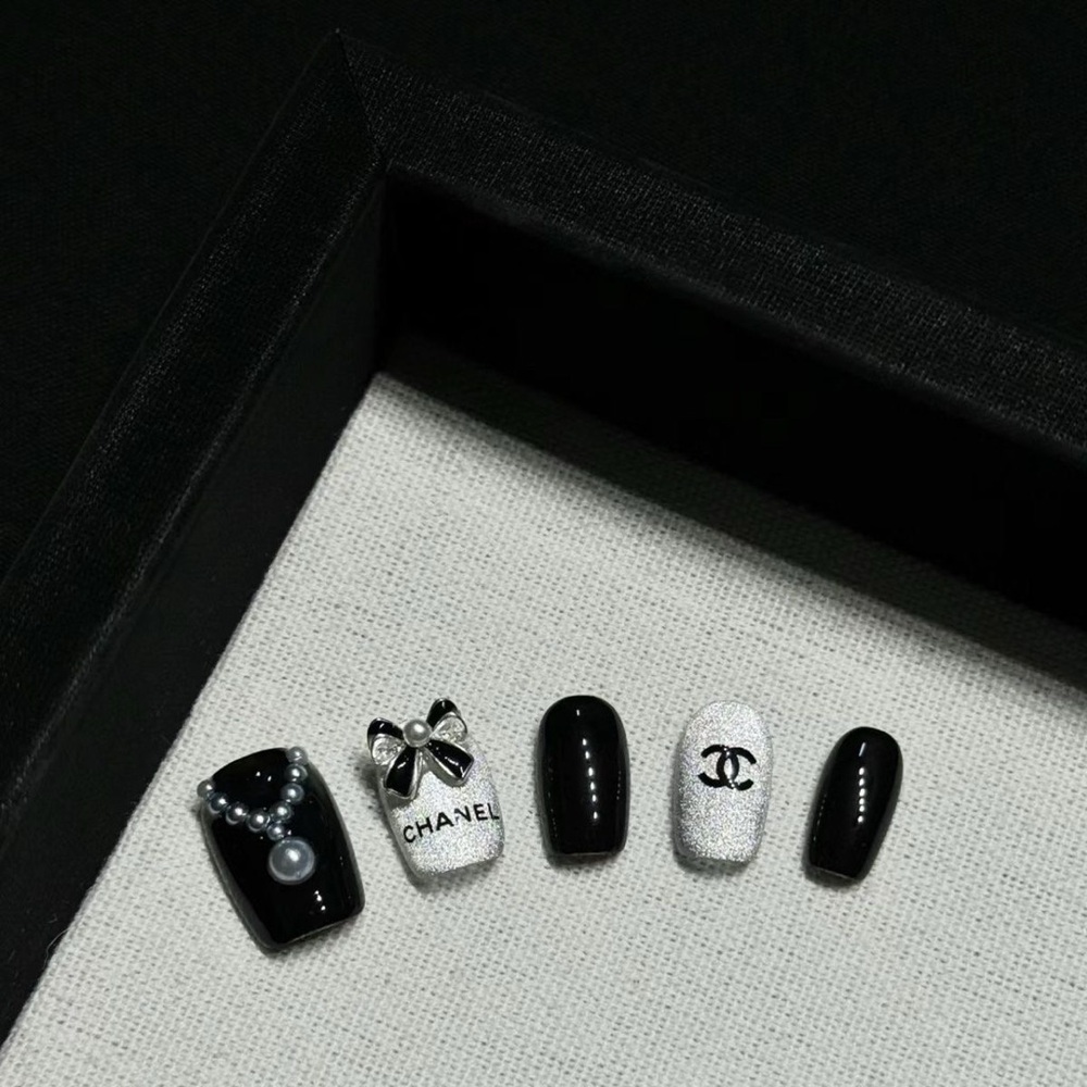 Chanel Black and Silver Press-On Nails